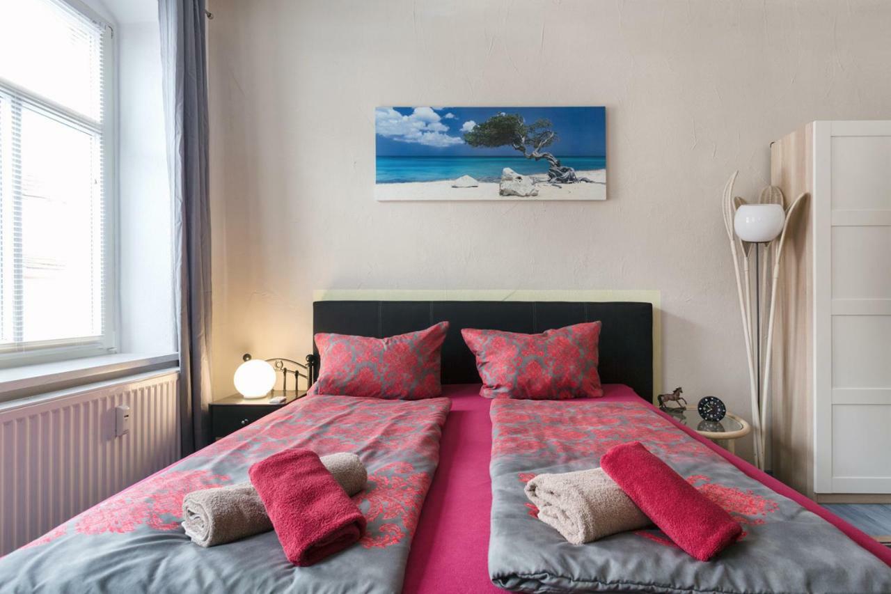 Ferienwohnung Residenz Bis 6 Gaeste , Ferienwohnung Dresden Bis 4 Gaeste, Ferienwohnung Elbflorenz Bis 2 Gaeste Exteriör bild